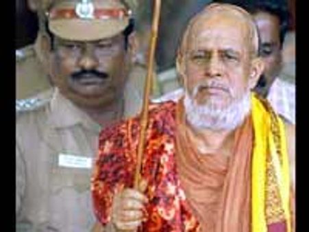 இந்தியாவில் மத மாற்றத்திற்கு தடை விதிக்க வேண்டும்- ஜெயேந்திரர்