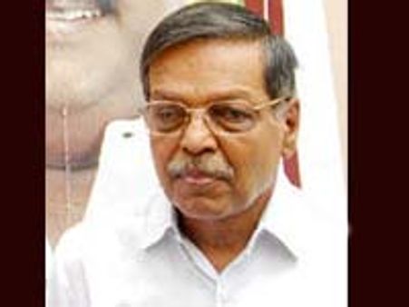 மன்னிக்கப்பட்டாரா டக்ளஸ்?-அம்பலமாக்கும் பண்ருட்டியார்