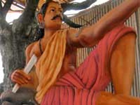 கோலாகல 'இனியவை நாற்பது' பேரணி-குலுங்கியது கோவை!