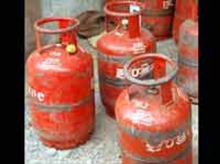 தமிழகத்தில் பெட்ரோல் விலை-ரூ.55.92: காஸ்-ரூ. 352.40