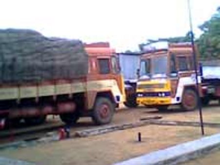 பெட்ரோல் விலை உயர்வு: கேரளாவில் இன்று பந்த்-மாநிலம் ஸ்தம்பி்தது!