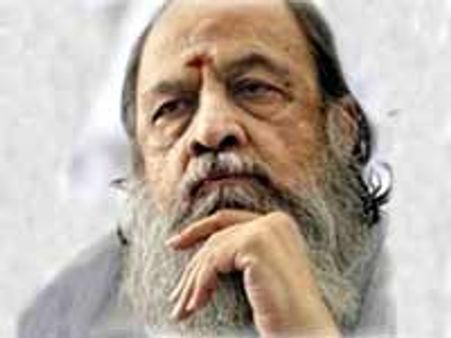 அறிவாலயம் வந்த சாமிகள்; அதற்குக் காரணம் இரு மாமிகள்-வாலி கவிதை