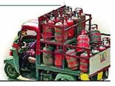 இனி இரவிலும் சமையல் கேஸ் சிலிண்டர் சப்ளை- கூடுதலாக ரூ.25 வசூலிக்கப்படும்