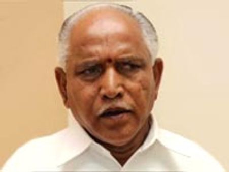 ரெட்டி சகோதரர்களை நீக்கும் பேச்சுக்கே இடமில்லை-எதியூரப்பா உறுதி