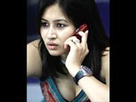 பேட்மிண்டன் வீராங்கனை ஜூவாலா கட்டாவுடன் காதலா-அசாருதீன் மறுப்பு