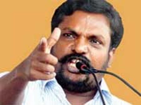 சினிமா மோகத்தில் சீரழிகிறார்கள் தமிழர்கள்-திருமாவளவன்