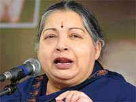 மதுரையில் ஜெ. கூட்டத்துக்கு போலீஸ் அனுமதி மறுப்பு-அதிமுக வழக்கு