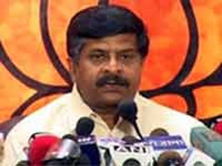 காஷ்மீருக்கு சுயாட்சி-பிரதமர் பேச்சுக்கு விளக்கம் கேட்கிறது பாஜக