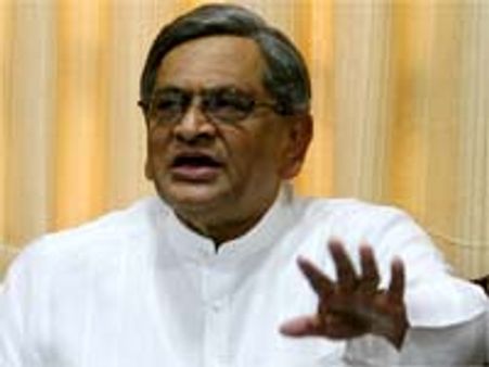 இலங்கை கடற்படைத் தாக்குதலிலிருந்து தமிழக மீ்னவர்களை காக்க முடியாது-எஸ்.எம்.கிருஷ்ணா