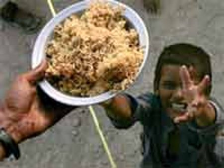 பாக். வெள்ள நிவாரணம்-தங்களுக்கு நிதியுதவிகள் குவிவதாக கூறுகிறது லஷ்கர்