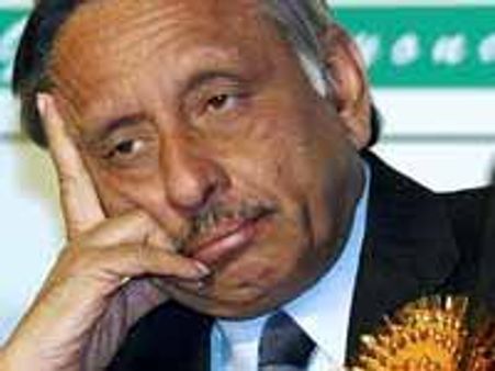 காமன்வெல்த் போட்டியின்போது நான் பாரீன் போய்டுவேன்-மணிசங்கர ஐயர்