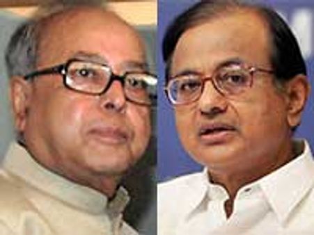 அதிமுக, திமுக பாணியில் கோவையில் பொதுக் கூட்டம் போடும் காங்.