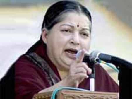 மிரட்டலுக்கு அஞ்ச மாட்டேன்-திட்டமிட்டபடி மதுரை ஆர்ப்பாட்டம்: ஜெ.