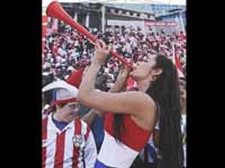 காமன்வெல்த் போட்டியைக் கலக்க வருகிறது ஆப்பிரிக்காவின் வுவுஸேலா இசைக் கருவி