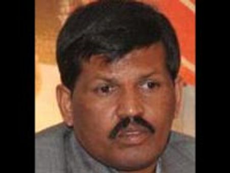 அமைச்சரவையிலிருந்து நீக்கினால் தற்கொலை செய்வேன்-பாஜக அமைச்சர் மிரட்டல்