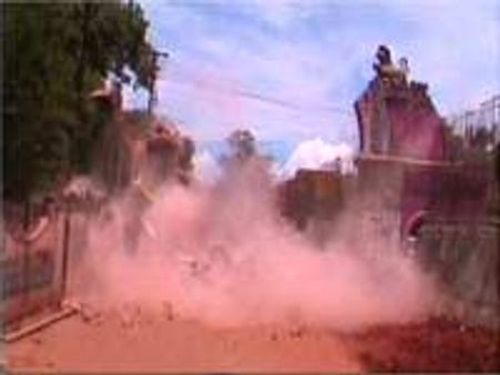 100 ஆண்டு பழமை வாய்ந்த ஆங்கிலேயர் ஆட்சிகால ஆர்ச் இடிப்பு
