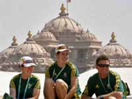 இந்திய நகைகளை வாங்கணும், தாஜ்மஹாலை சுற்றிப் பார்க்கனும்-வெளிநாட்டு வீரர்கள் ஆர்வம்