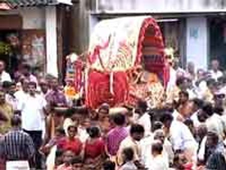 திருவனந்தபுரம் நவராத்திரி விழா-விக்ரகங்கள் கேரளாவுப் பவனி