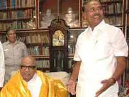 கருணாநிதியுடன் சந்திப்பு: அரசியலில் எதுவும் நடக்கலாம்-ராமதாஸ்