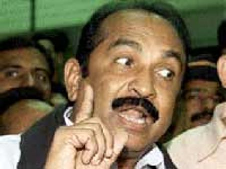 'குற்றவாளி ராஜபக்சேவை அழைத்தது மன்னிக்க முடியாத குற்றம்!' - வைகோ