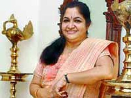 பாடகி சித்ராவுக்கு சக்குளத்து அம்மன் விருது!