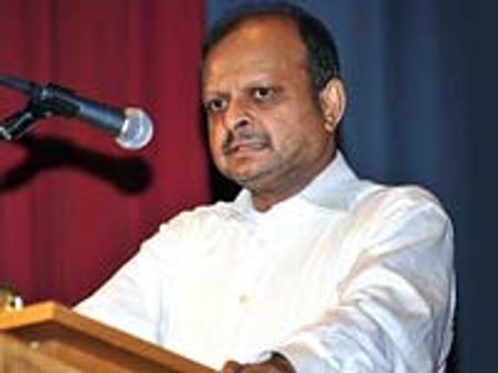 புலிகள் பக்க நியாயங்களையும் கேளுங்கள்! - இந்தியாவுக்கு பிரதமர் ருத்ரகுமாரன் வேண்டுகோள்