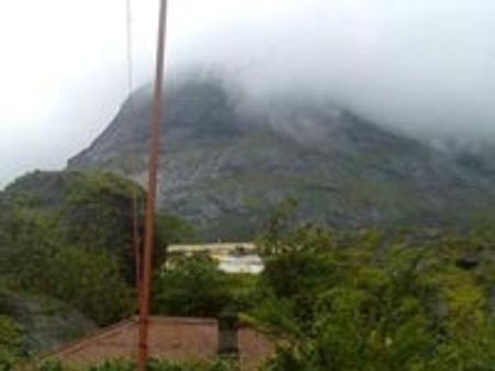 கல் குவாரிகளால் ஆபத்து-ஆனைமலையை நிலநடுக்கம் தாக்கும் அபாயம்