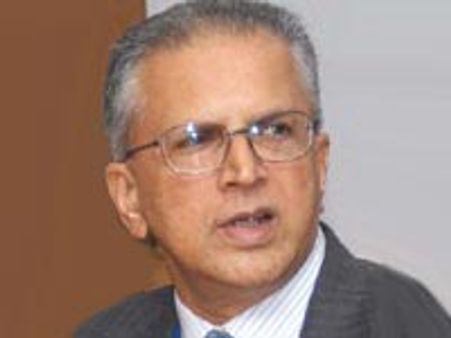 ஹெட்லி குறித்த தகவலை இந்தியாவிடம் கூறாமல் அமெரிக்கா மறைத்து விட்டது-பிள்ளை