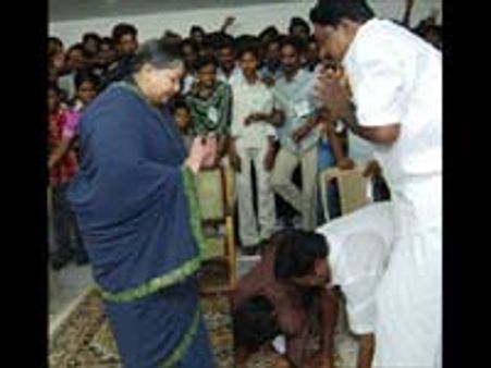 டான்சி, செரீனா, சுதாகரன் கஞ்சா கேஸ், மாணவிகள் எரிப்பு, மதமாற்ற தடை: 'ஞாபகம் வருதே'..கருணாநிதி!