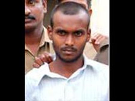 மோகனகிருஷ்ணன் என்கெளன்டரால் இன்னொரு குற்றவாளி மனோகரன் பெரும் பீதி