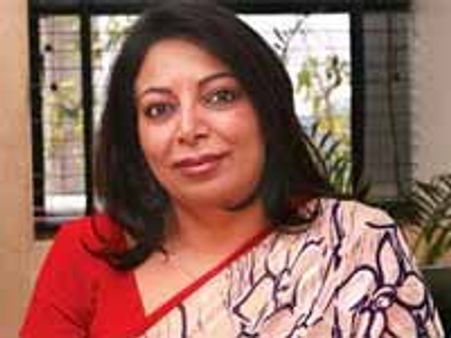 திமுக, காங். இடையிலான அமைச்சர் பதவி பேச்சுக்களுக்கு புரோக்கர்களாக செயல்பட்ட நீரா, பர்கா