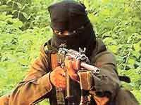 பிச்சைக்காரர்களையும், மனநோயாளிகளையும் குறிவைக்கும் மாவோயிஸ்ட்கள்