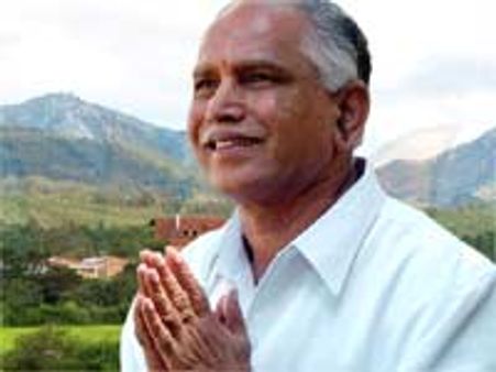 திருச்செந்தூர்-மதுரை மீனாட்சி அம்மன் ஆலயங்களில் எதியூரப்பா வழிபாடு