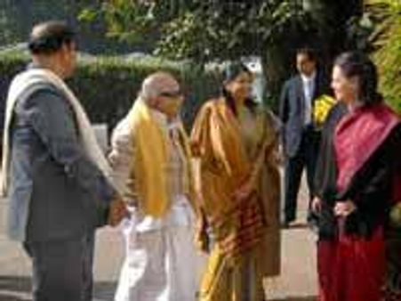 ஜேபிசி விசாரணை-காங்கிரஸ் முடிவுக்கு திமுக கட்டுப்படும்?