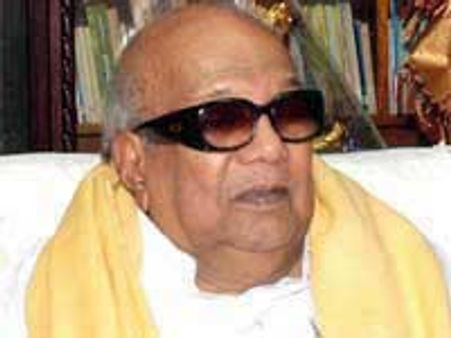 ராஜாவை திமுக கைவிடும் பேச்சுக்கே இடமில்லை-கருணாநிதி