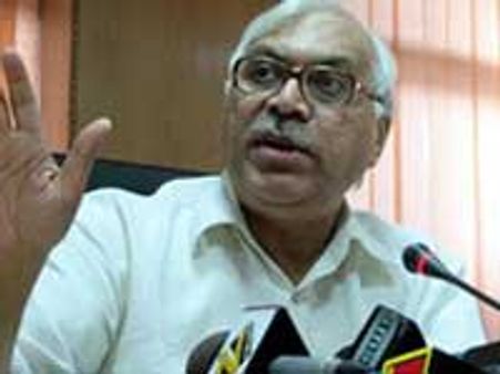 தமிழக தேர்தலில் பிரிண்டர் இணைக்கப்பட்ட வாக்குப் பதிவு இயந்திரம்-தேர்தல் ஆணையம் ஆலோசனை