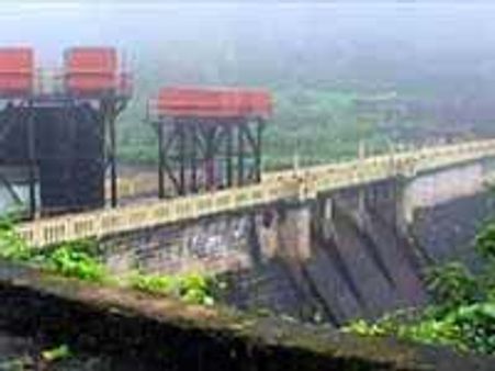 பெரியாறு அணை உடைவது போன்ற கிராபிக்ஸ் சிடி: வெளியிட்ட அச்சுதானந்தன்