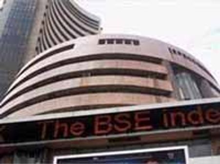 மும்பை பங்குச் சந்தையில் சென்செக்ஸ் 100 புள்ளிகள் வீழ்ச்சி