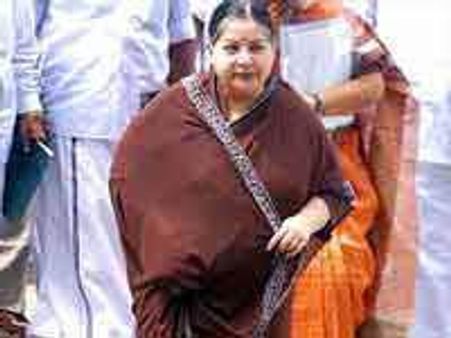 சட்டசபைத் தேர்தல்-சோ உள்ளிட்டோருடன் ஜெ. ஆலோசனை