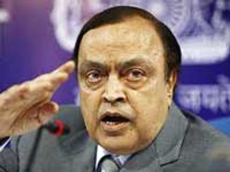 டீசல் - எரிவாயு விலை உயர்வு இப்போதைக்கு இல்லை! - மத்திய அரசு