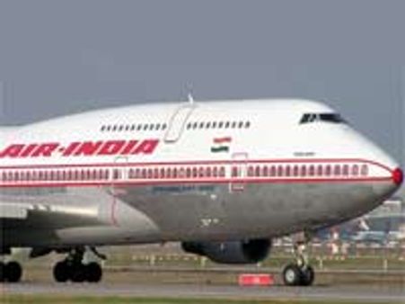 ஏர் இந்தியாவை நலிவுற்ற நிறுவனமாக அறிவிக்கக் கூடாது!-பிரபுல் பட்டேல்