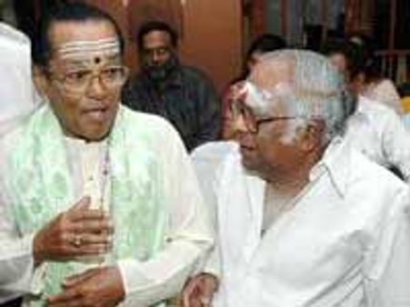 2011 பத்ம விருதுகள்: எம்எஸ்வி, டிஎம்எஸ் உள்பட 1303 பேர் பரிந்துரை