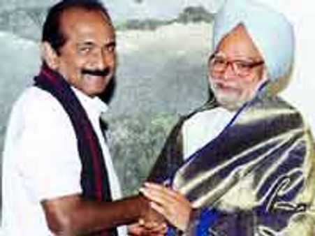 மன்மோகனை சந்தித்தார் வைகோ- தமிழக மீனவர் பிரச்சினை குறித்து உணர்ச்சிகரமான விவாதம்!