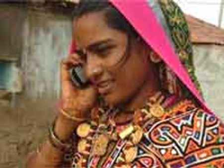 போன் செய்தால் போதும்... வீடு தேடி 'மொபைல்' வரும்!