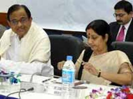 ஸ்பெக்ட்ரம்: நாடாளுமன்ற கூட்டுக் குழு விசாரணை நடத்த மத்திய அரசு தயார்?