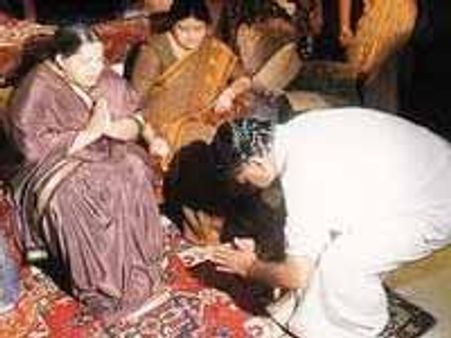 வரும் தேர்தலில் அம்மா ஆட்சி மலரும்-இது சத்தியம்: ஓ.பன்னீர்செல்வம்