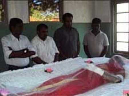 பார்வதியம்மாள் அஸ்தியை அவமதித்த சிங்களர்கள்!