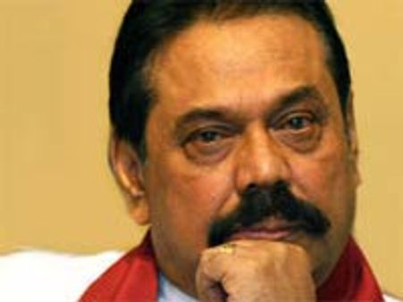 கிளிநொச்சியில் தமிழரின் 1500 ஏக்கர் நிலத்தை ஆக்கிரமித்த ராஜபக்சே குடும்பம்!