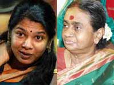 ஸ்பெக்ட்ரம்: கனிமொழி-தயாளு அம்மாளிடம் சிபிஐ விசாரணை