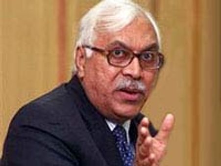 வாக்காளர்களுக்குப் பிரியாணி உள்ளிட்டவற்றைக் கொடுத்தால் பொறுக்க முடியாது-குரேஷி